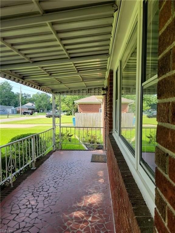 412 Hartsdale Rd - Photo 3 of 41