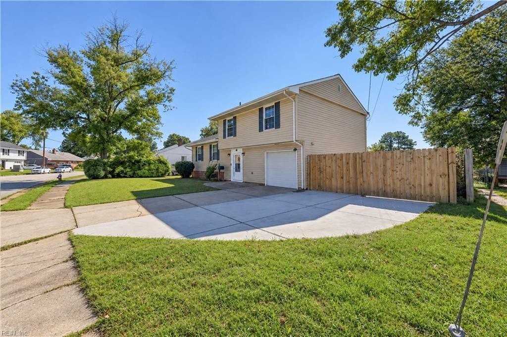 24 Diggs Dr - Photo 3 of 31