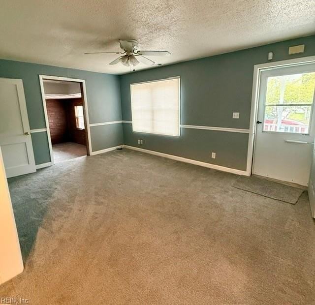 4731 Bruce St - Photo 5 of 20