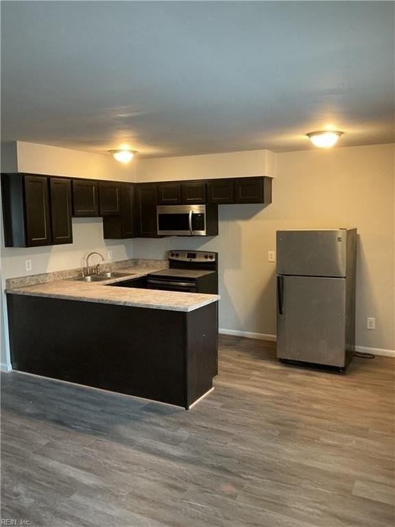 320 Ashlawn Dr #4 - Photo 4 of 6