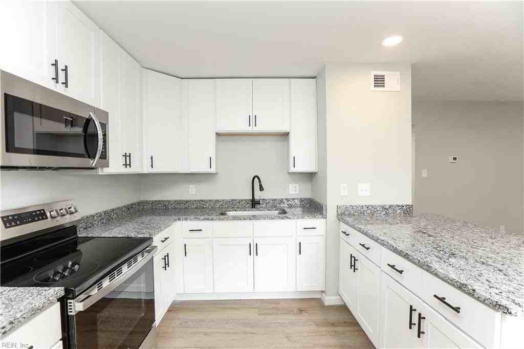 2709 Azalea Garden Rd #B3 - Photo 6 of 22
