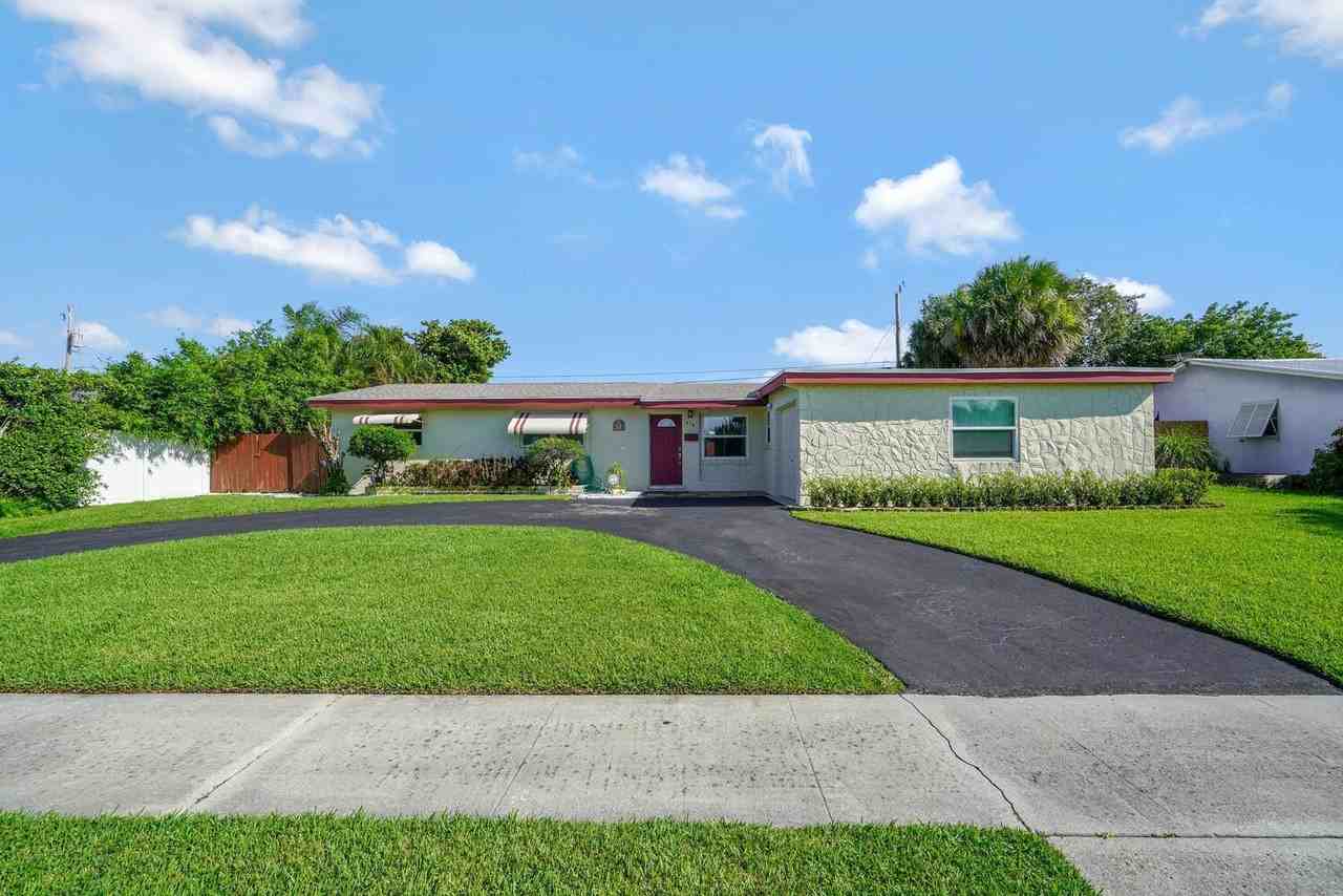 416 Lighthouse Dr - Photo 2 of 50