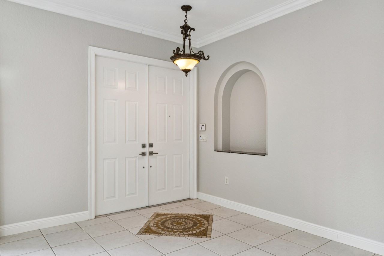 10897 Sunset Ridge Cir - Photo 6 of 50