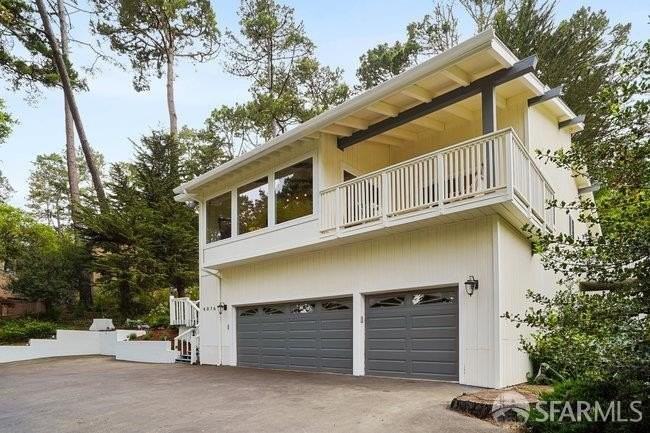 4076 Crest Rd - Photo 6 of 50