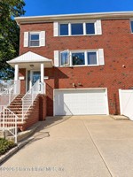 featured image of 827 Hylan Blvd #2