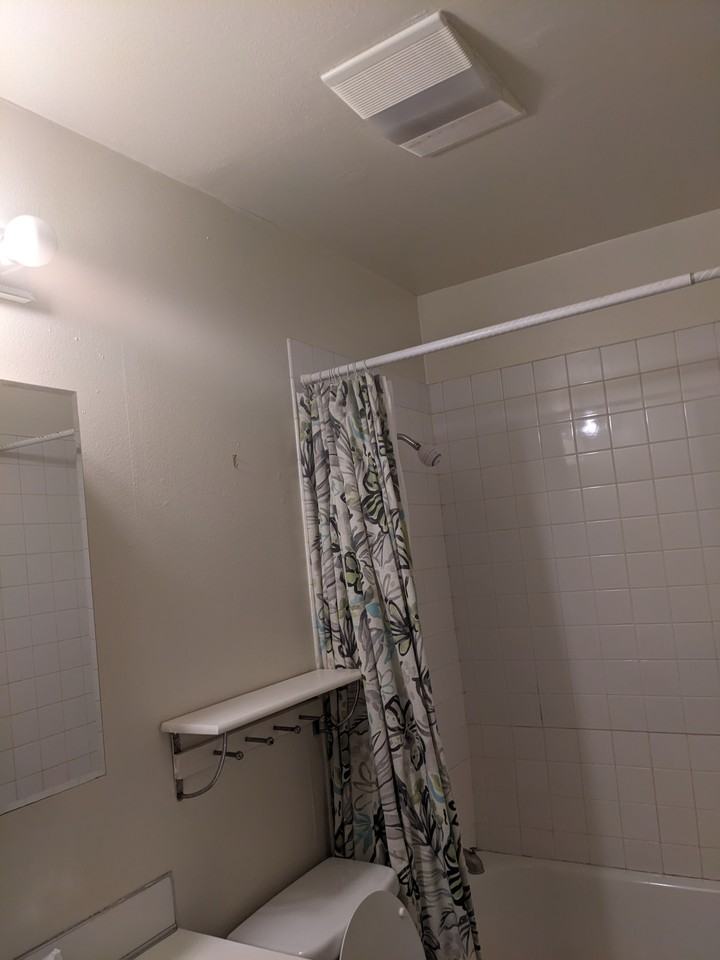 315 13th Avenue East #1 - Photo 6 of 11