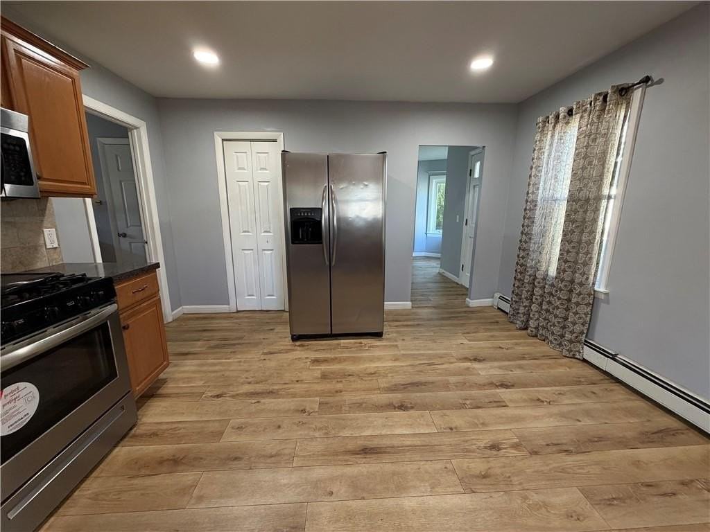 52 Union St - Photo 5 of 25