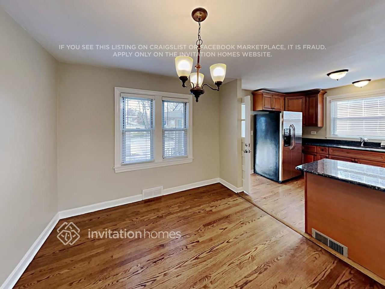 717 S Michigan Ave - Photo 7 of 22