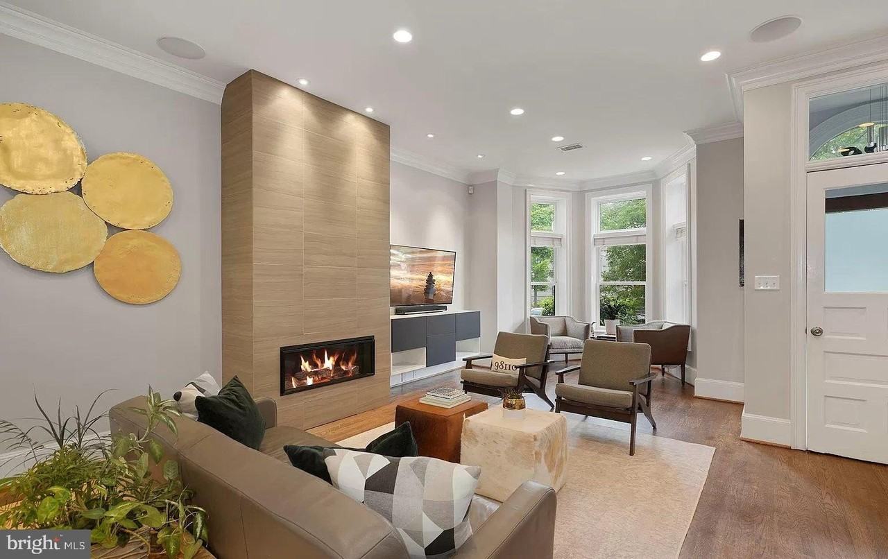 928 T St Nw - Photo 3 of 23