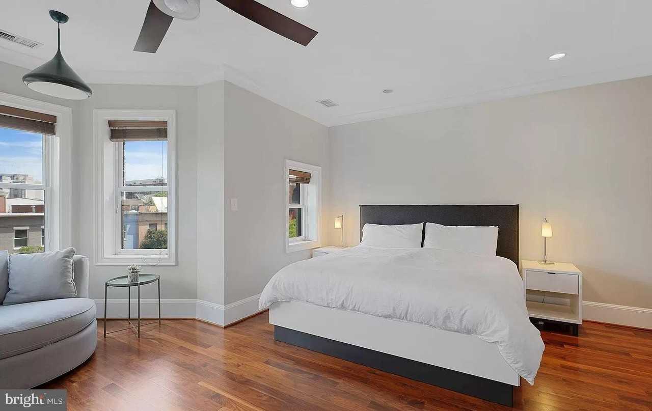 928 T St Nw - Photo 7 of 23