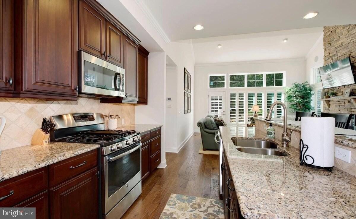 36334 Sea Grass Way - Photo 6 of 45