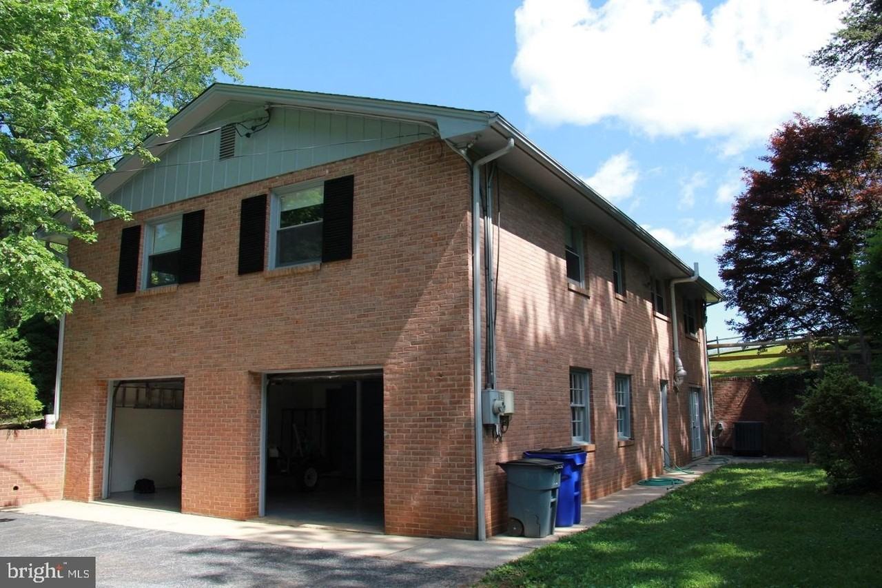 11670 Carroll Mill Rd - Photo 2 of 35