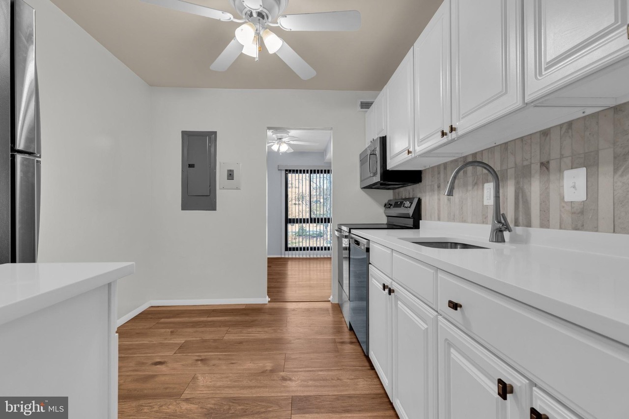 12730 Veirs Mill Rd #19-201 - Photo 4 of 15