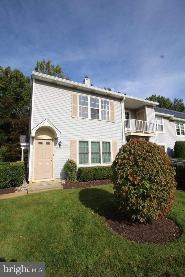 902-B Ralston Dr