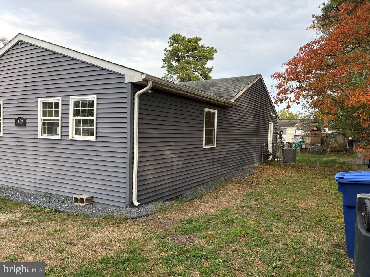 309 Shoshoni Trl - Photo 2 of 22