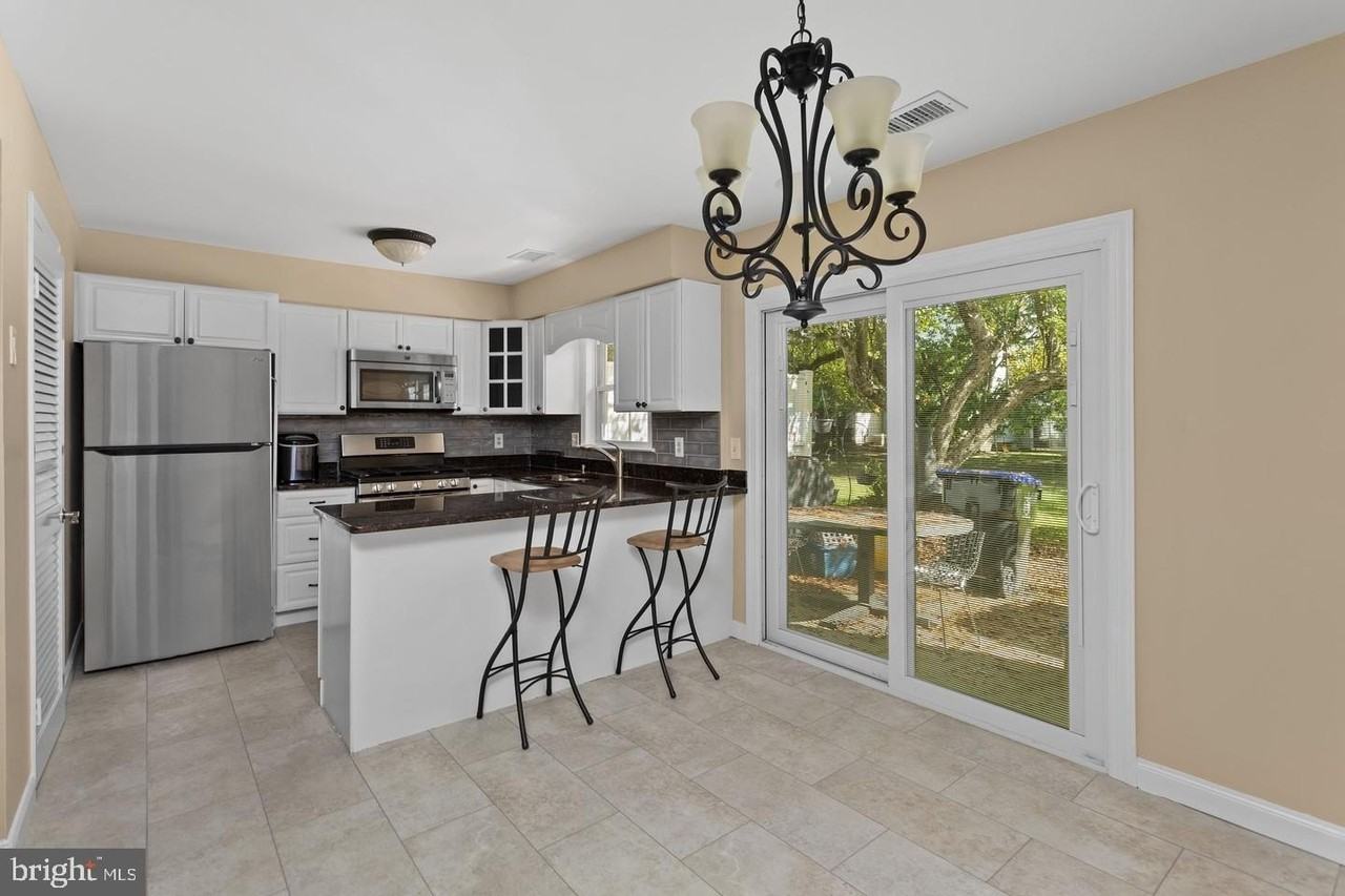 127 Baron Ln - Photo 4 of 13
