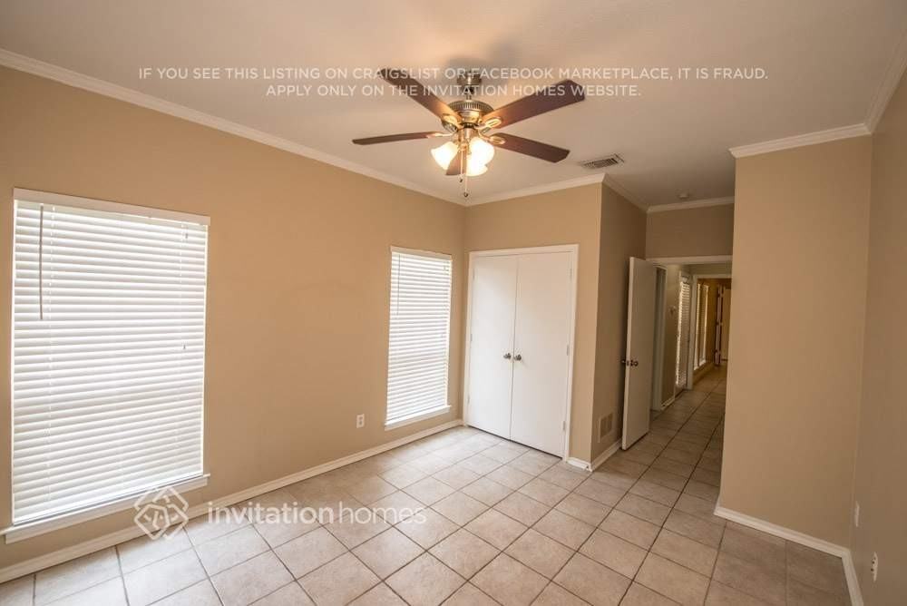 1808 Polstar Dr - Photo 6 of 10