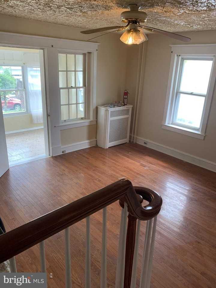 935 Macdade Blvd - Photo 2 of 4
