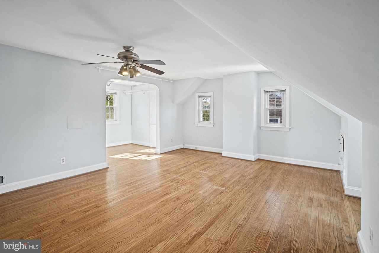 626 N George Mason Dr - Photo 7 of 27