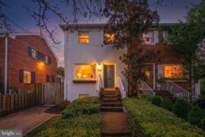 featured image of 19 E Custis Ave #A