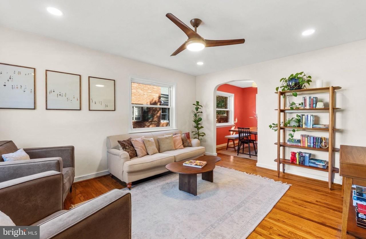 19 E Custis Ave #A - Photo 7 of 31