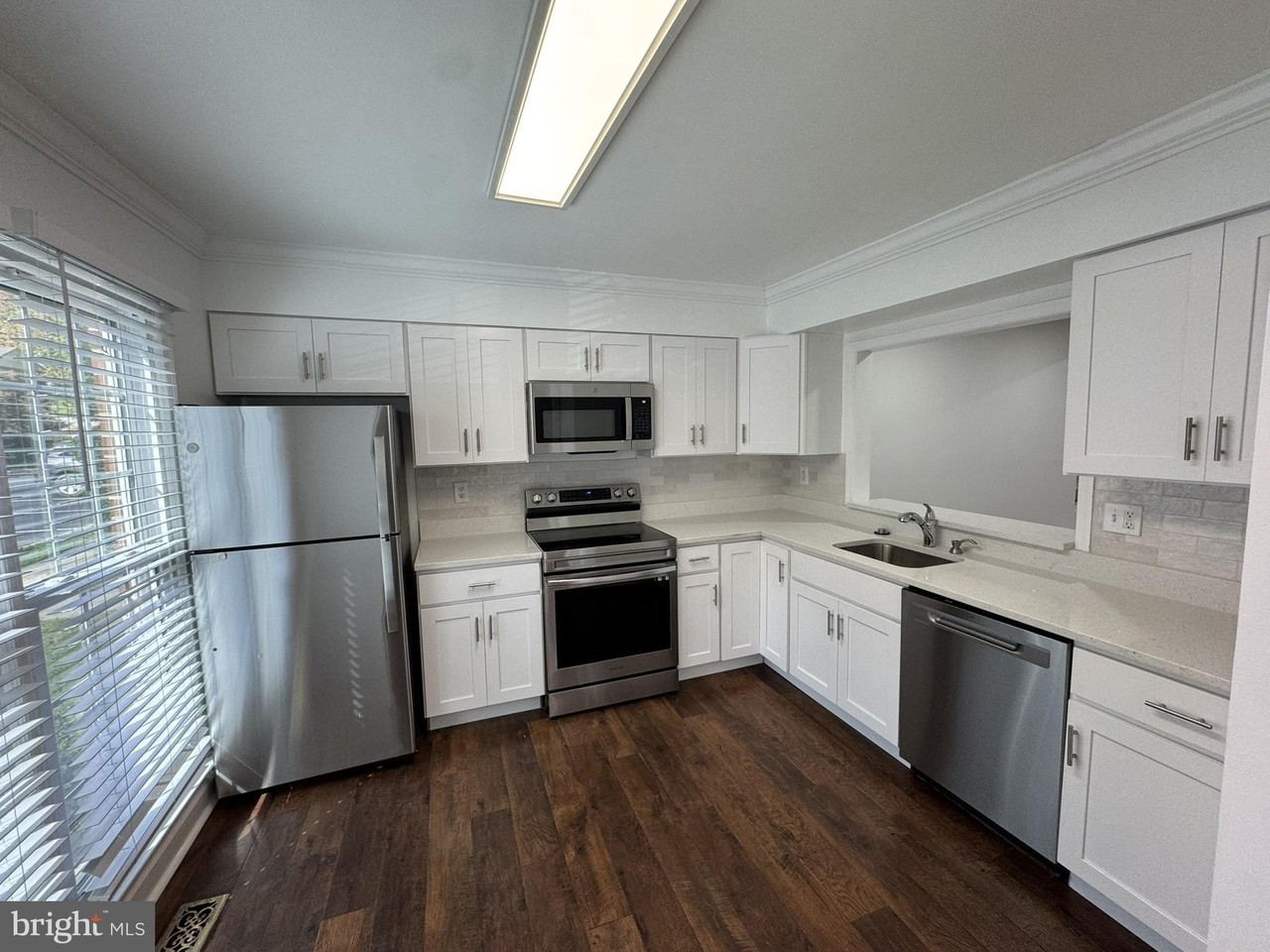 10451 Malone Ct - Photo 4 of 42