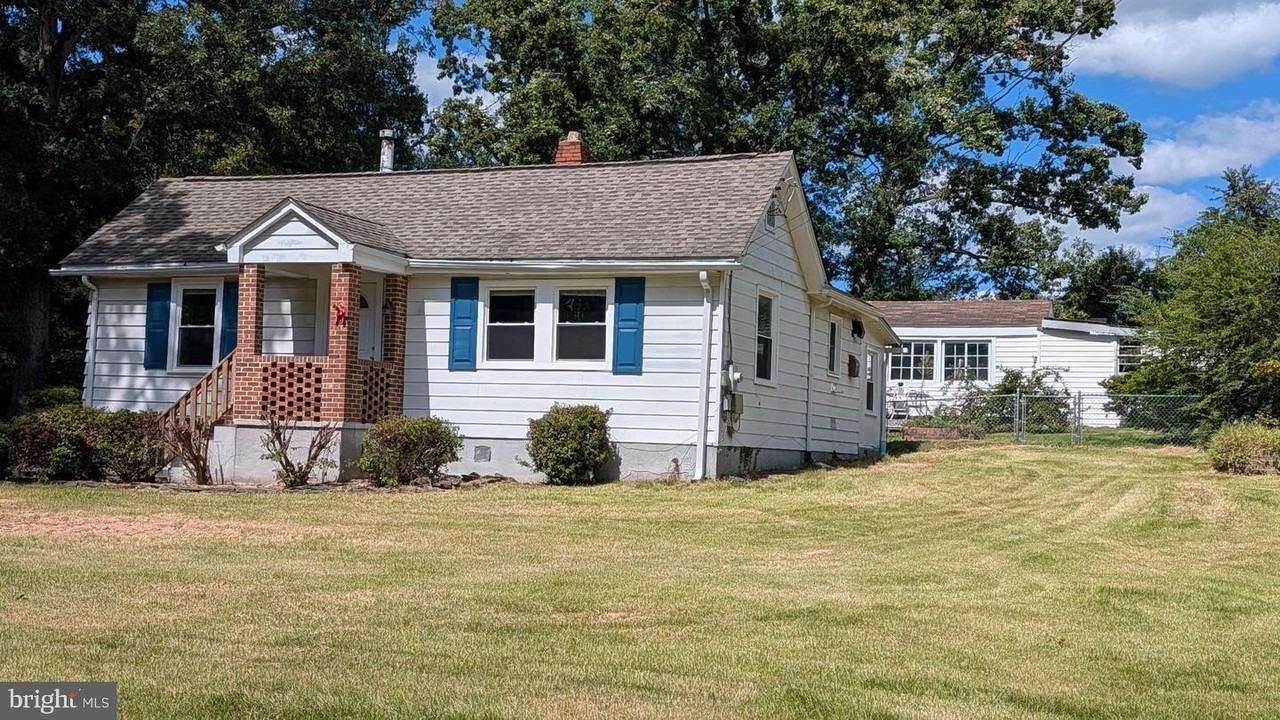 7104 Judith Ave - Photo 3 of 21