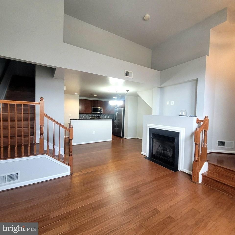 15214 Rosemont Manor Dr - Photo 2 of 20
