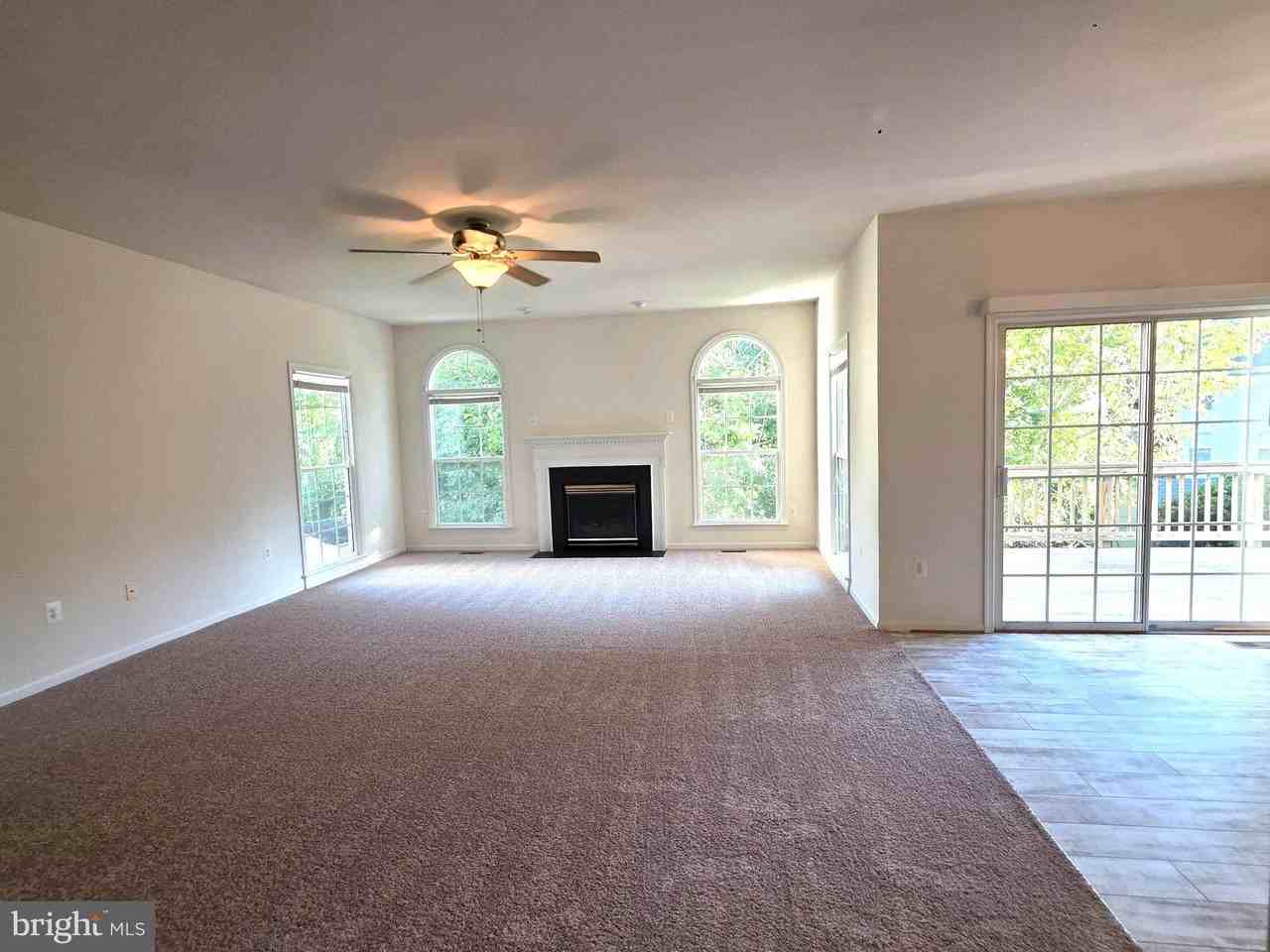 6 Saint Stephens Ct - Photo 7 of 28