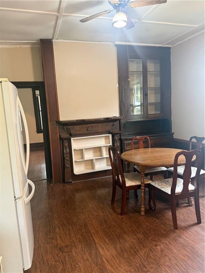 304 Washington Ave - Photo 7 of 19