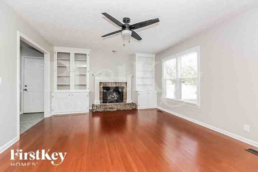 3431 Mary Ave - Photo 3 of 15