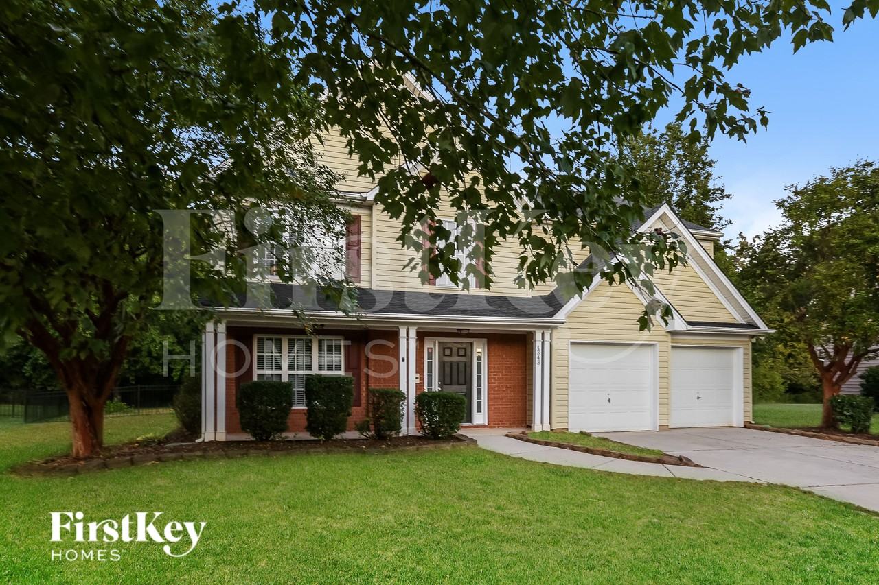 4343 Crest Line Ln - Photo 2 of 19