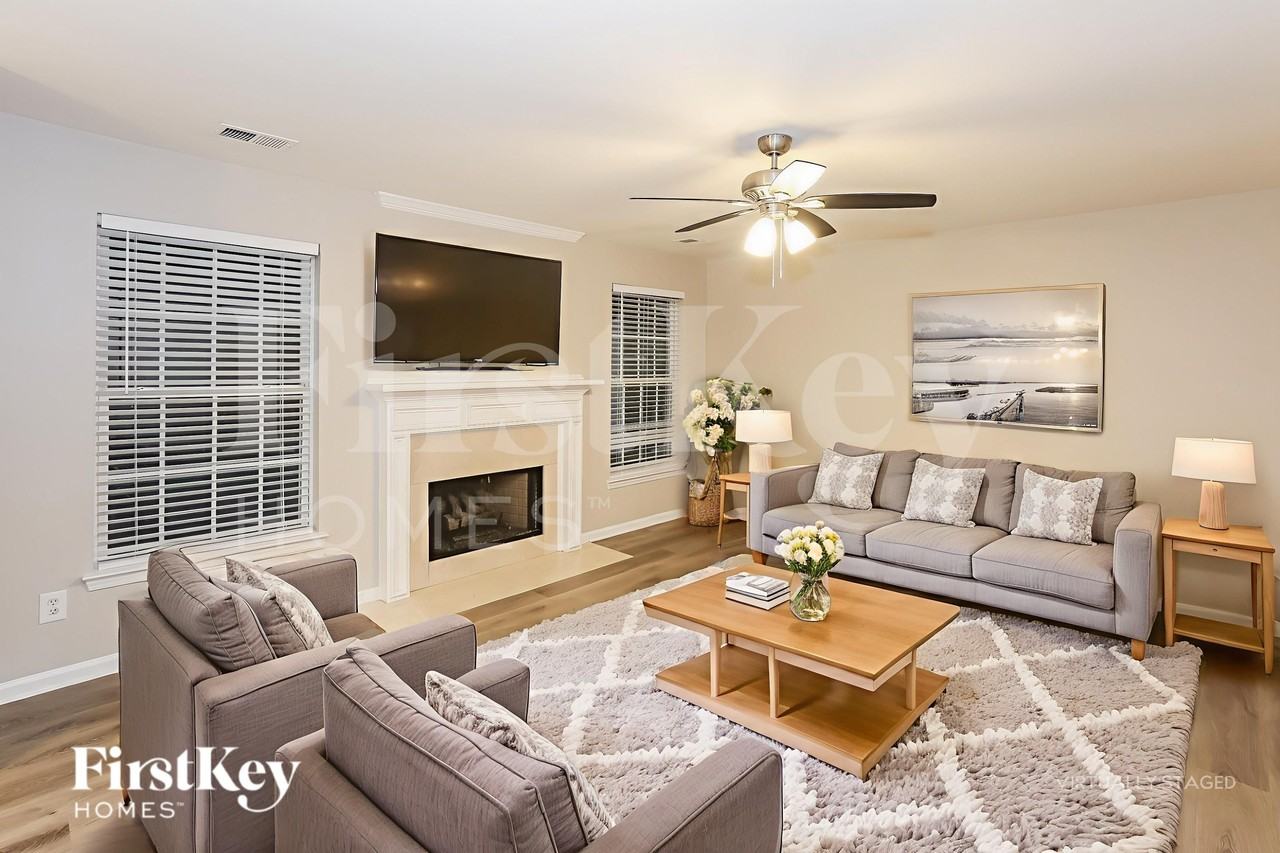 4343 Crest Line Ln - Photo 5 of 19