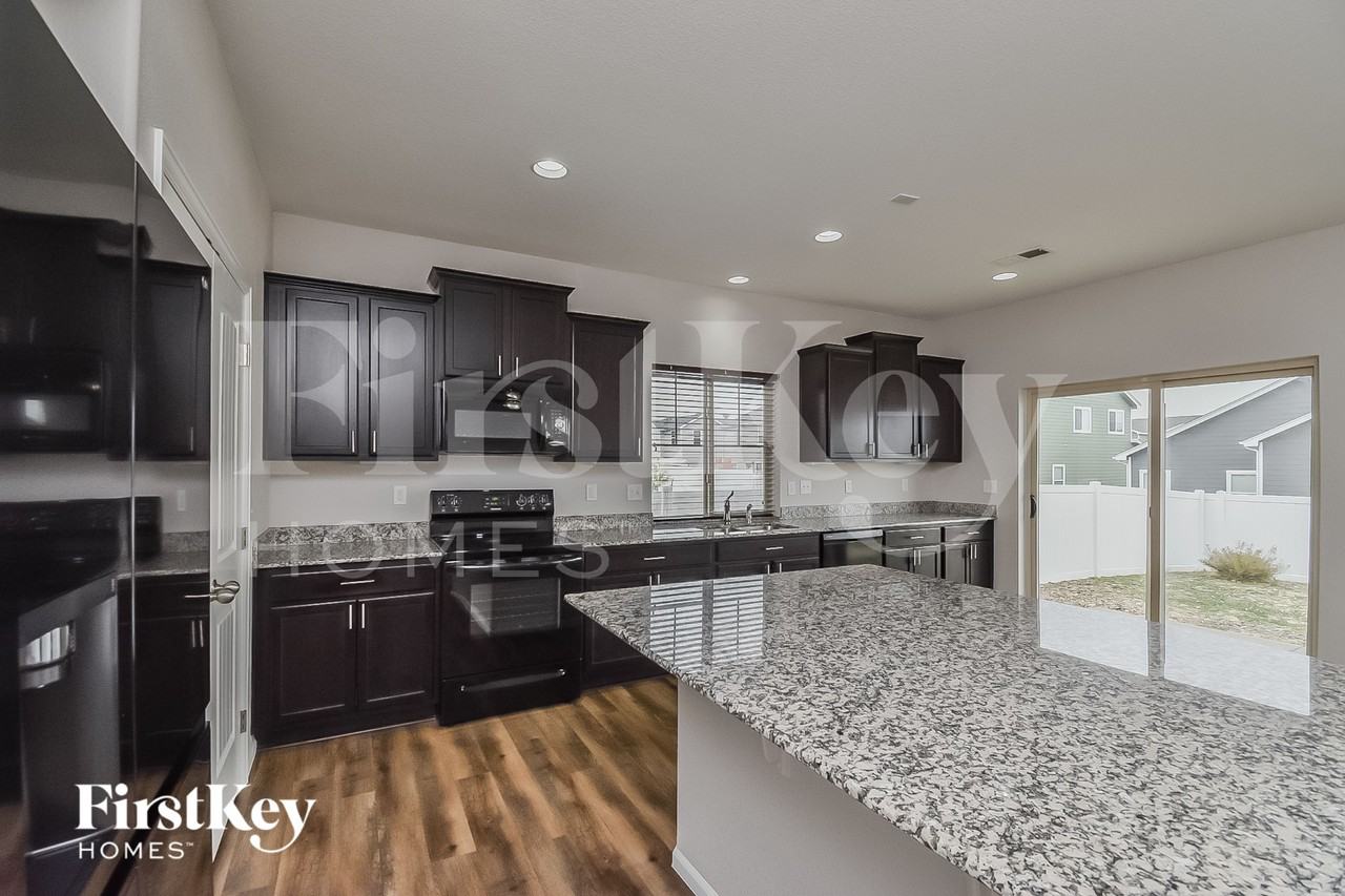 8155 Campground Dr - Photo 4 of 15