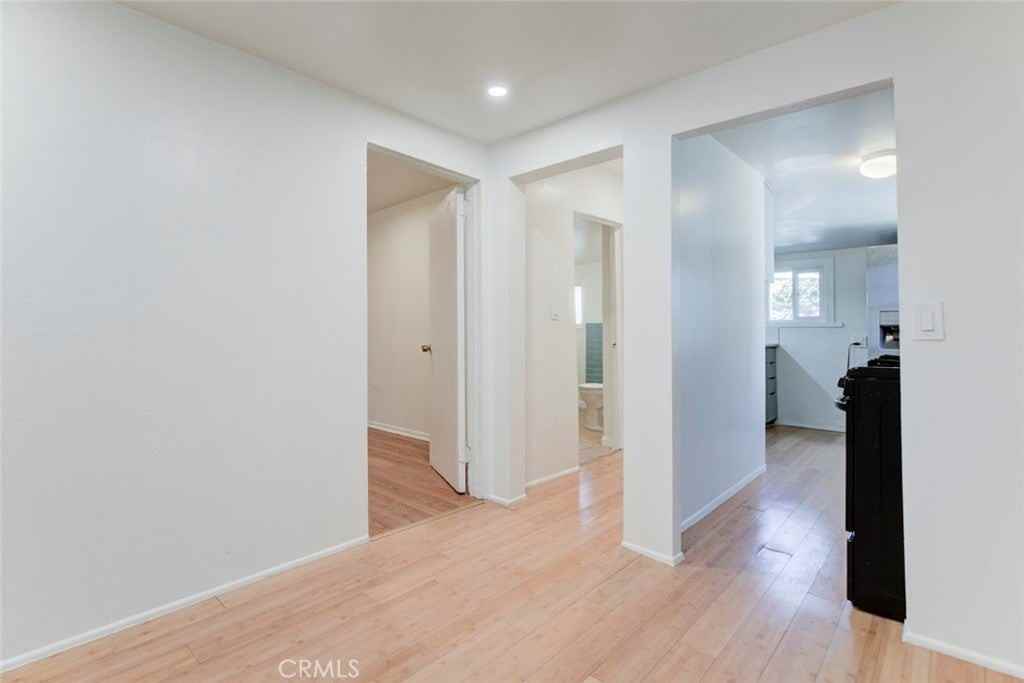 619 Orange Grove Ave - Photo 7 of 23