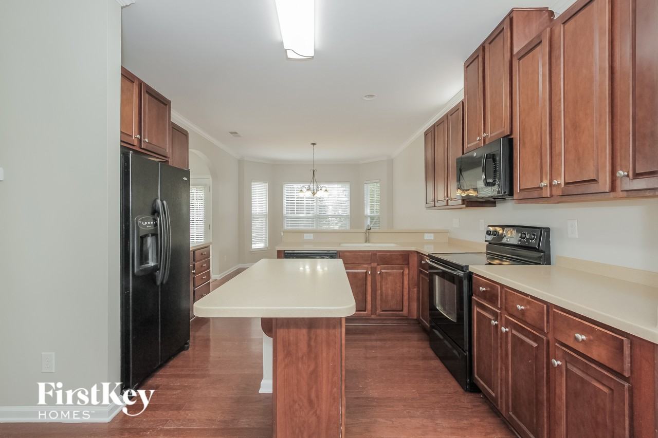 1830 Crabapple Tree Ln - Photo 7 of 15