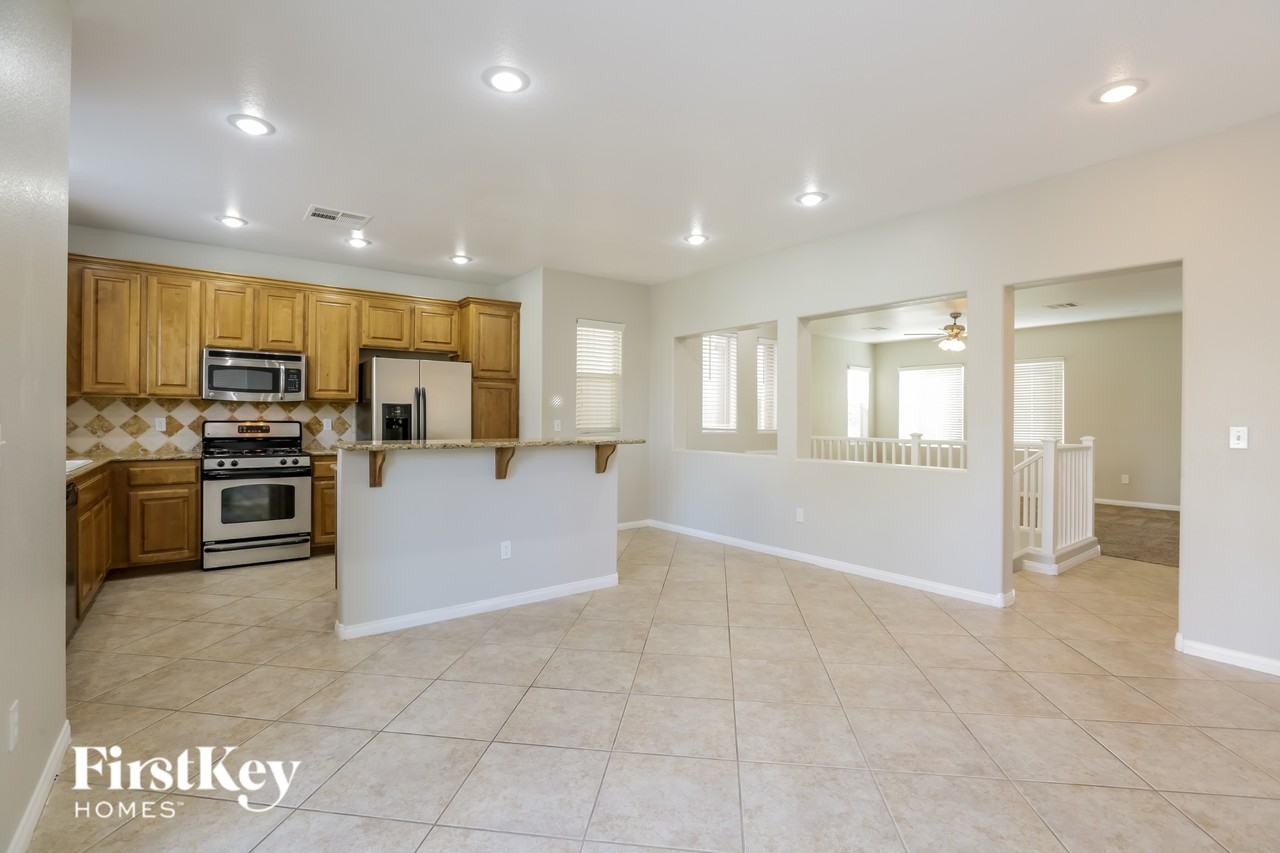 9518 Leaping Lizard St - Photo 6 of 15