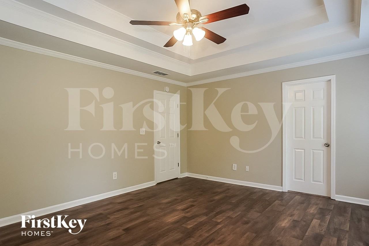 2718 English Saddle Ct - Photo 6 of 15