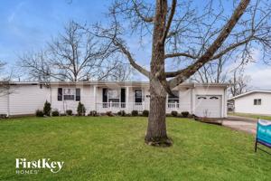 featured image of 370 Falcon Dr