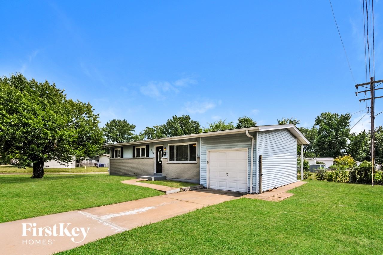 2190 Patterson Rd - Photo 2 of 16