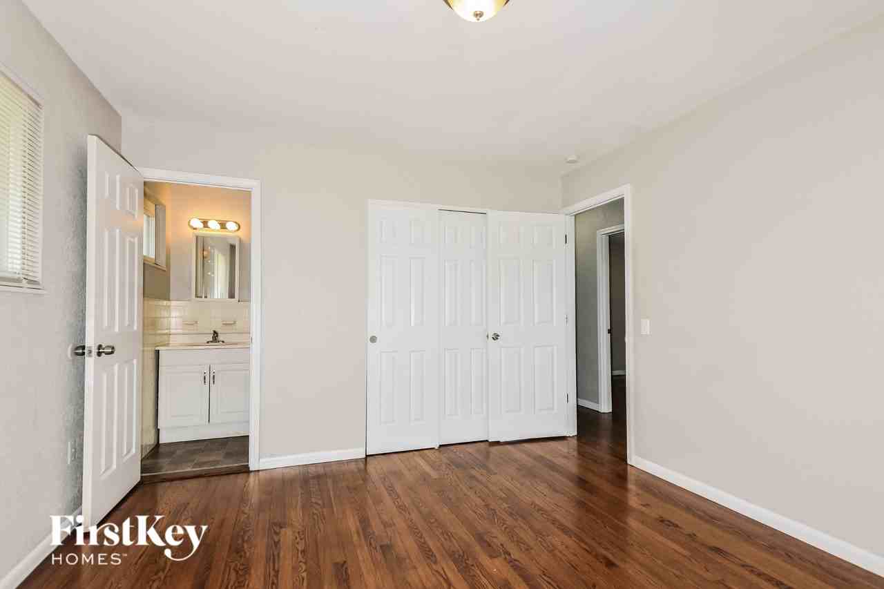 2190 Patterson Rd - Photo 7 of 16