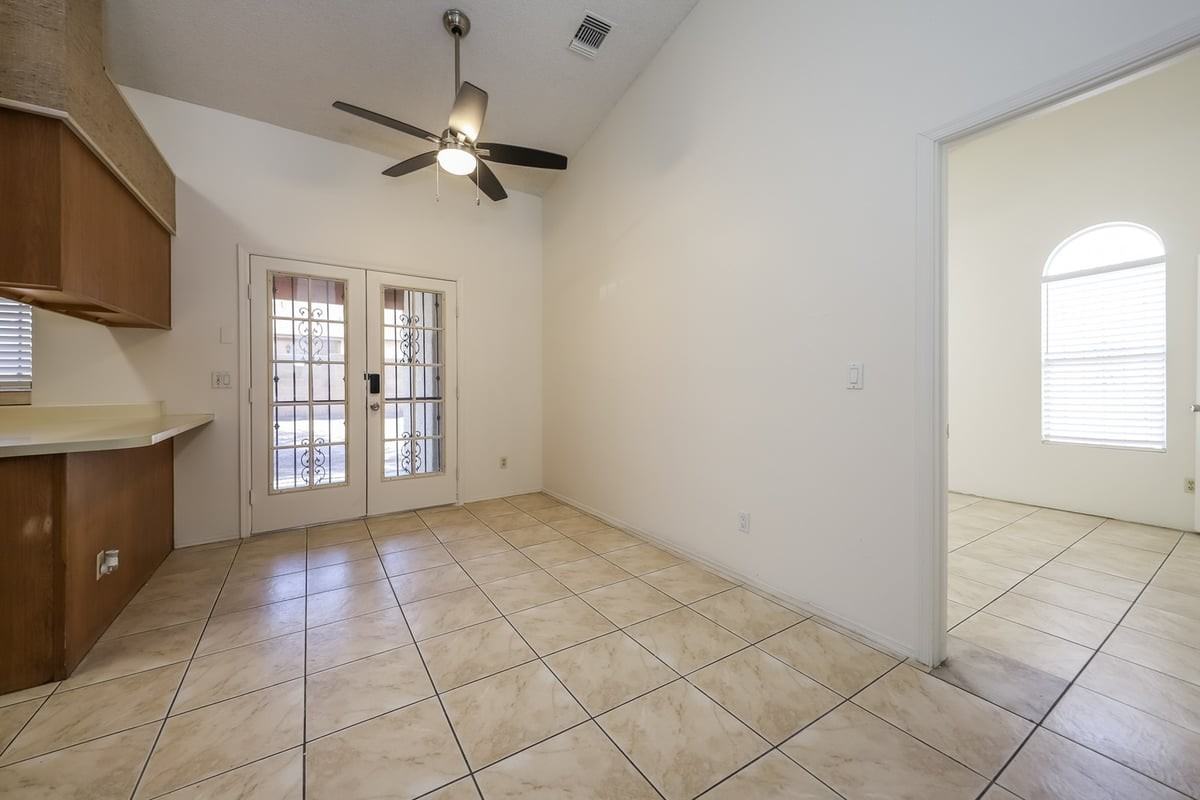 1621 W Colonial Hts - Photo 6 of 18