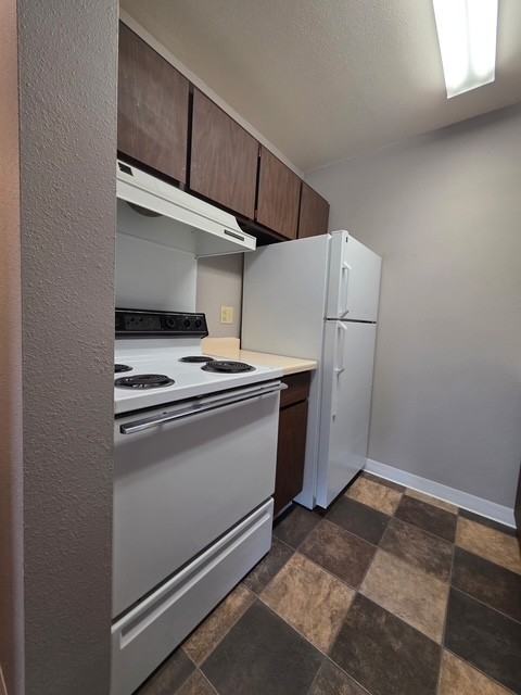 1624 8th St N #83 - Photo 3 of 17