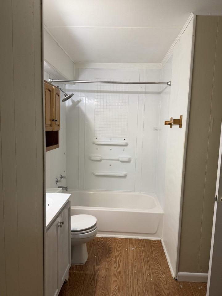 2913 29th St - Photo 2 of 6