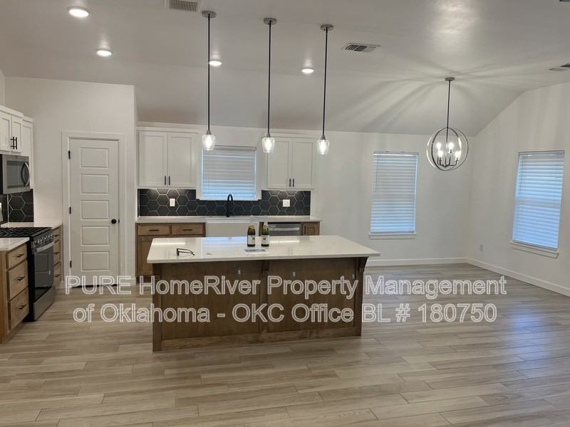 16133 Quiet Storm Dr - Photo 6 of 25