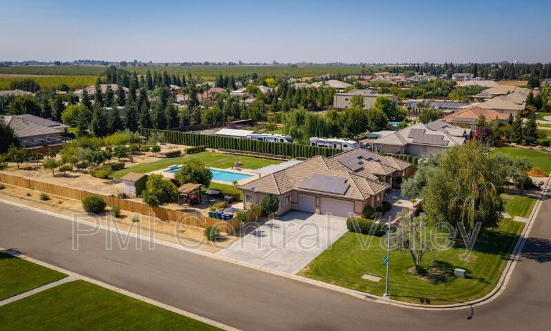 1761 Kt Ave - Photo 3 of 50