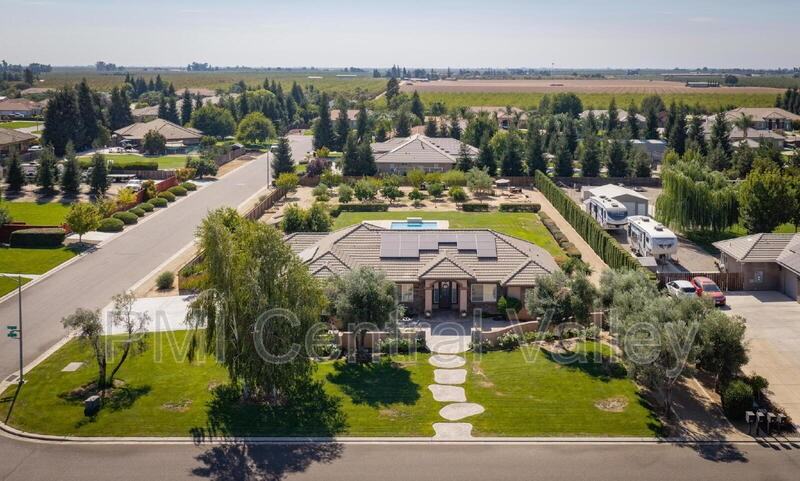 1761 Kt Ave - Photo 4 of 50