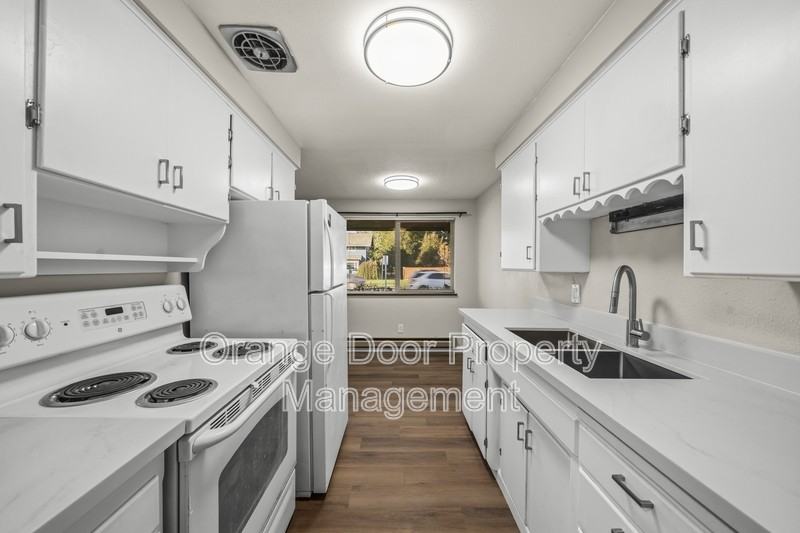 1406 W Pioneer #1 - Photo 5 of 21