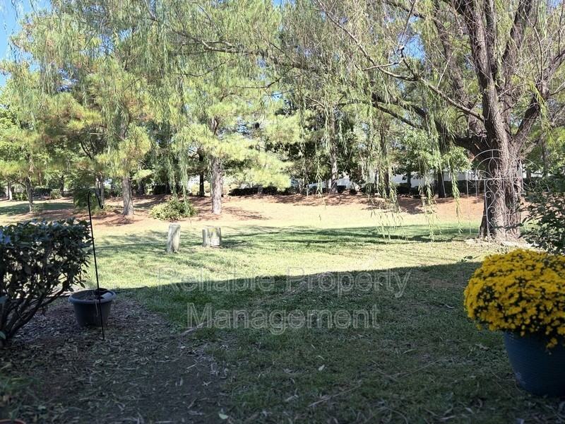256 Duck Mill Cir - Photo 2 of 3