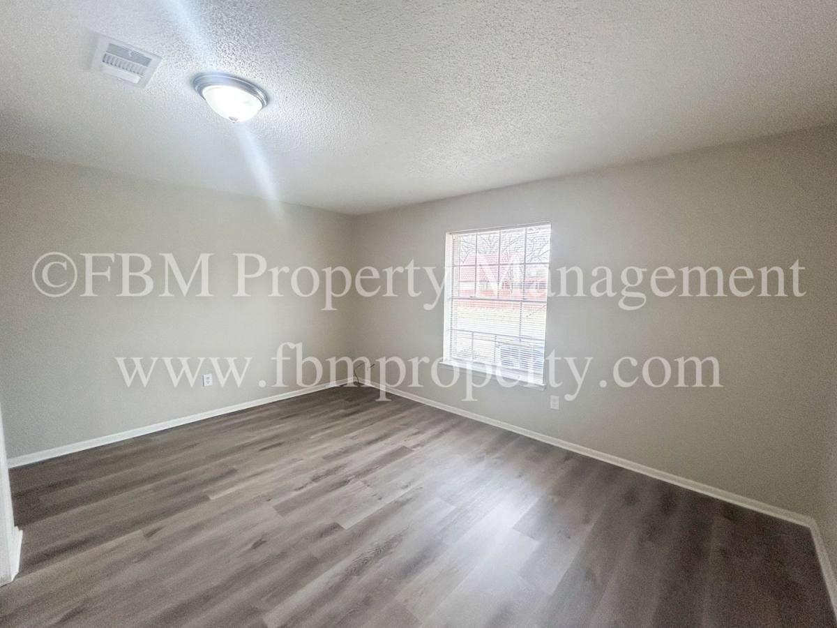 101 W Latimer St #A - Photo 6 of 16